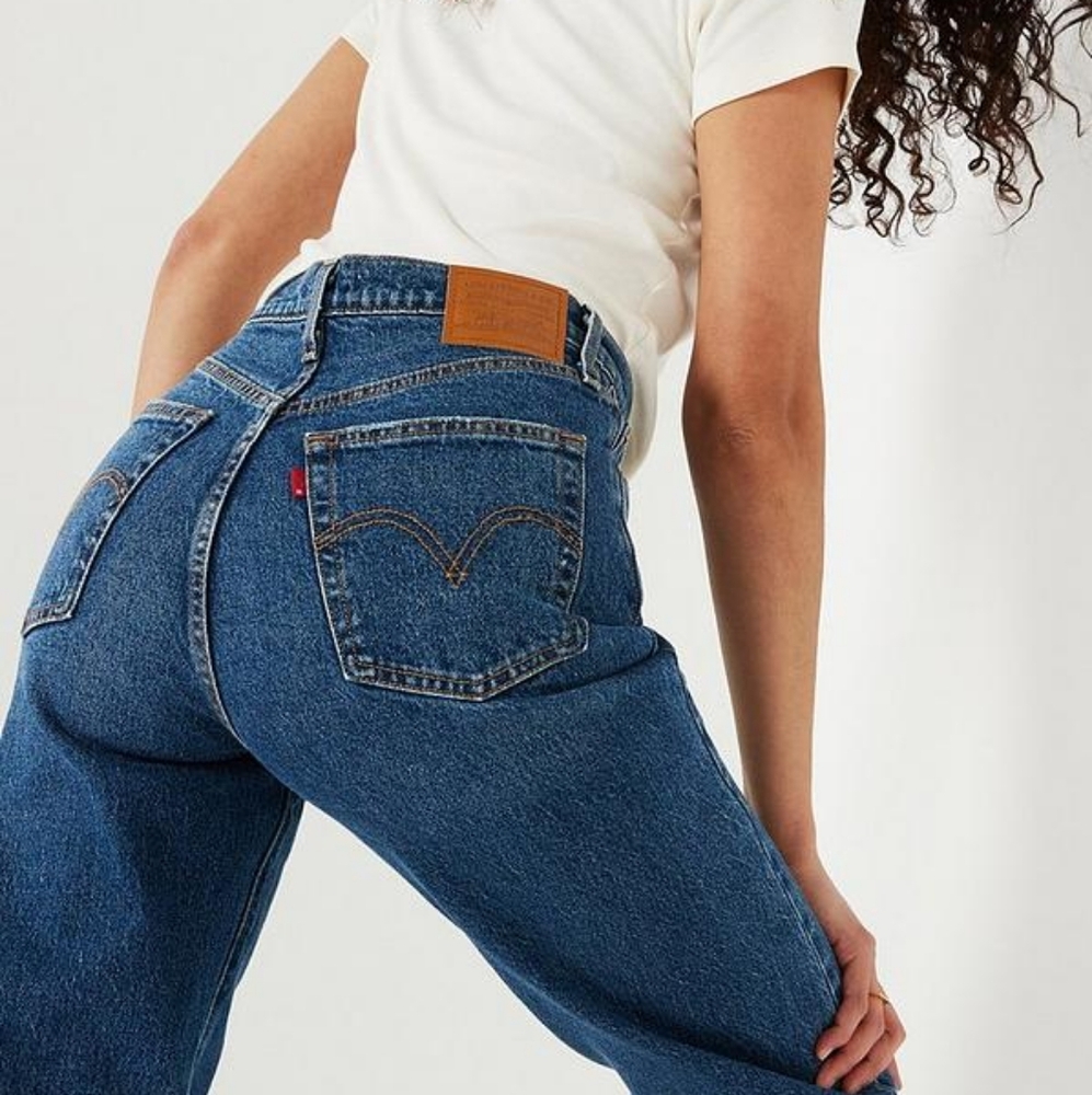 Levi's Ribcage Jeans Valley View - Picture 11 of 13
